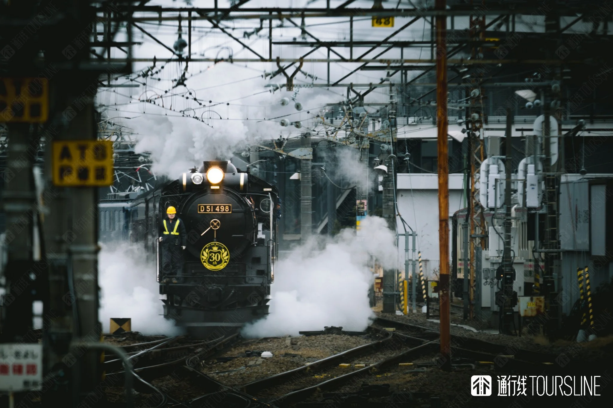 好不容易修好的蒸汽机车又脱轨了，JR东日本破坏文物的离谱操作竟还有续集