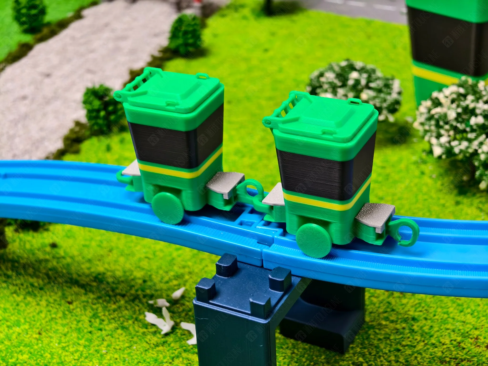 上 新 一 批 欢 乐 版 立 及 甬