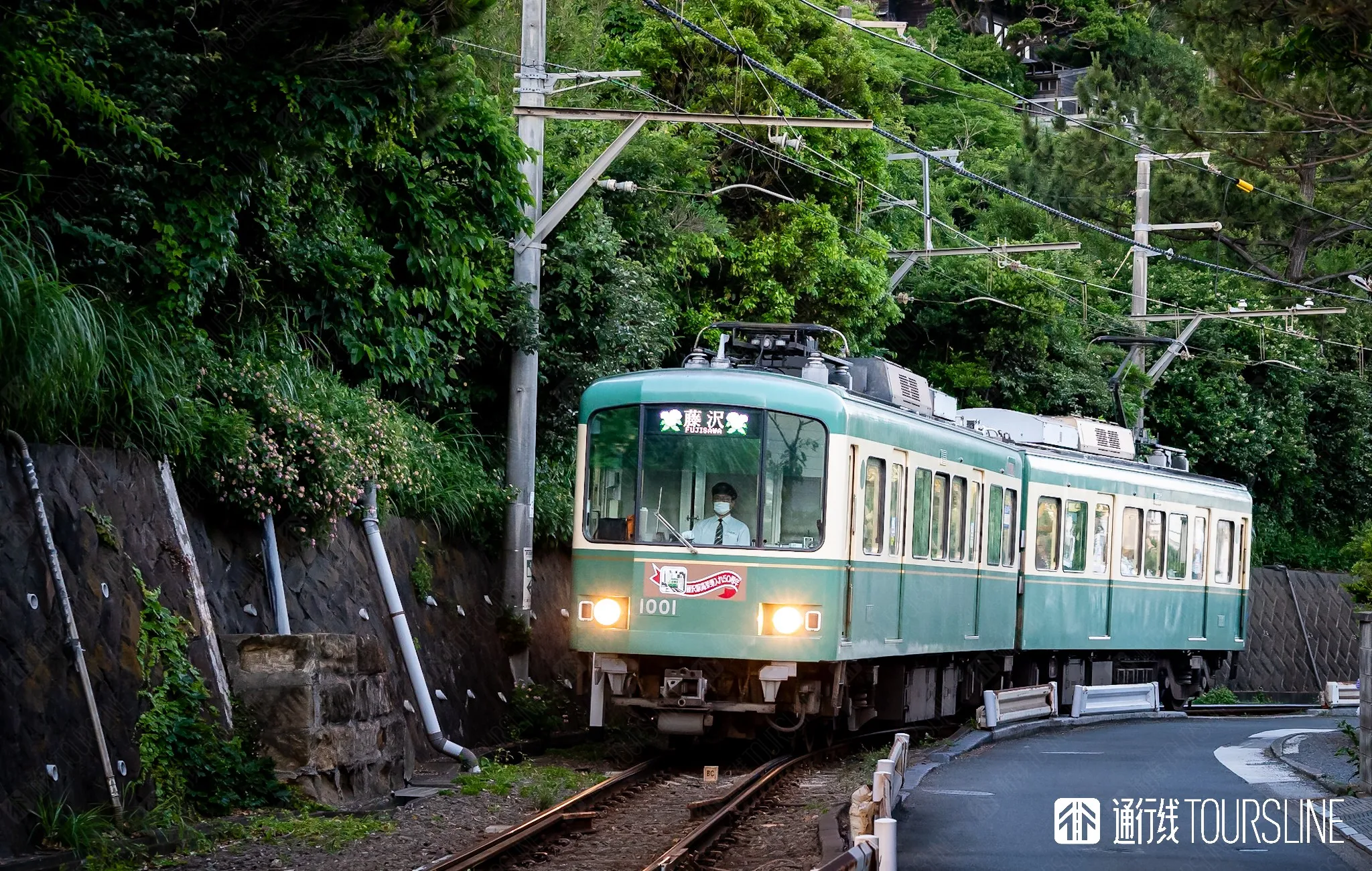 行走湘南46年，江之电首组1000形7月退役